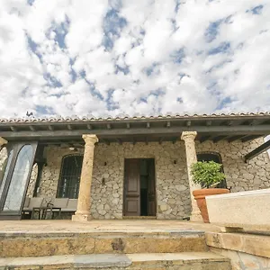 Canovas - Leones Villa Nerja